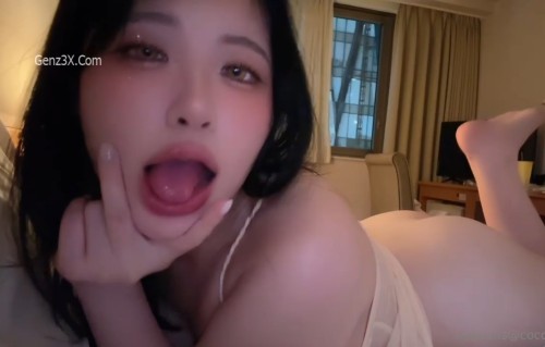 Onlyfans cocopie0218 mặt xinh dâm gợi dục trên giường